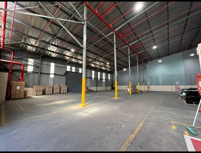 1,000M² WAREHOUSE TO LET IN SHAKAS HEAD